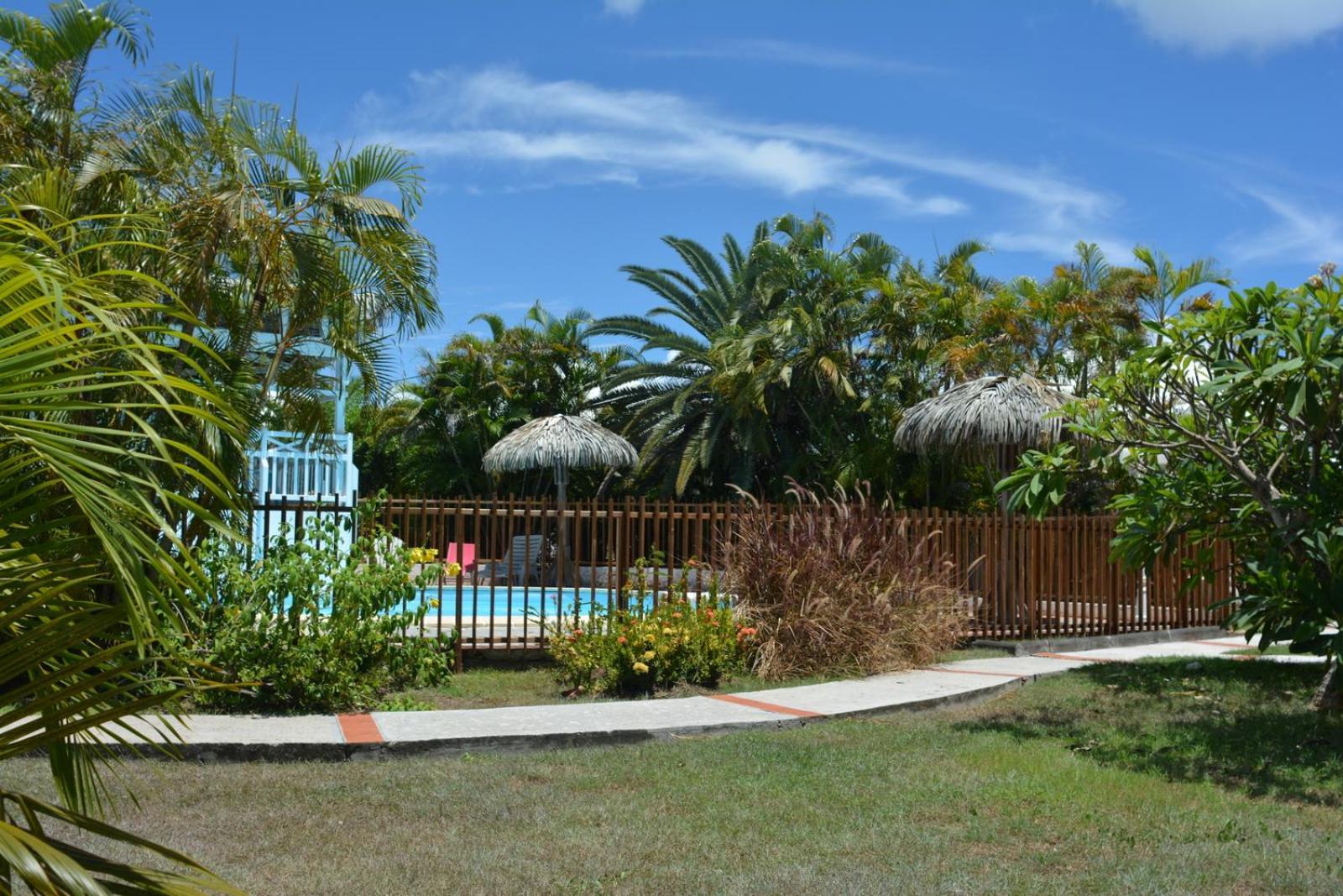 Bungalow La Papaye Bleue Residence Acces Piscine & Plage Saint-Francois  Eksteriør billede