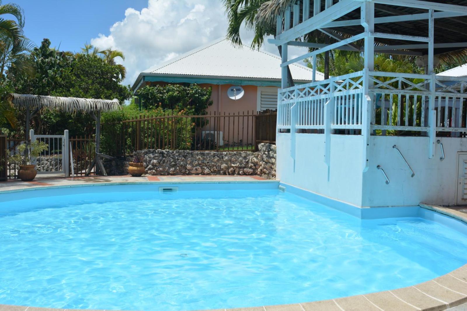 Bungalow La Papaye Bleue Residence Acces Piscine & Plage Saint-Francois  Eksteriør billede